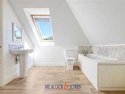 Ensuite Bathroom